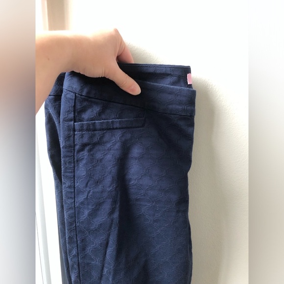 Lilly Pulitzer Women’s 2 Navy Blue Lattice Textured Skinny Ankle Pants - Picture 12 of 12
